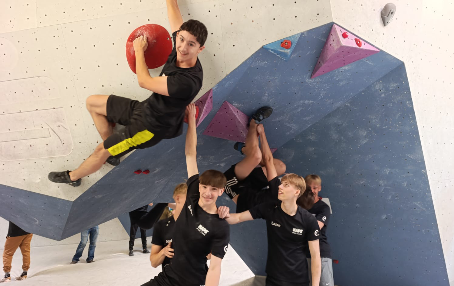 Nur schwer zu toppen – Kletterteams der LTS durch zwei Siege und einen zweiten Platz mit 3 Startberechtigungen für den Landesentscheid in Kassel