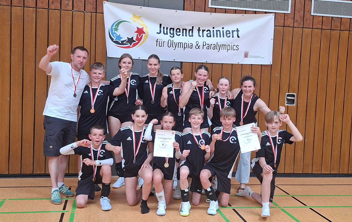 Beim Landesentscheid Volleyball U14 in Hofheim im Taunus zeigten die Teams der LTS starke Leistungen und sicherten sich Medaillenränge